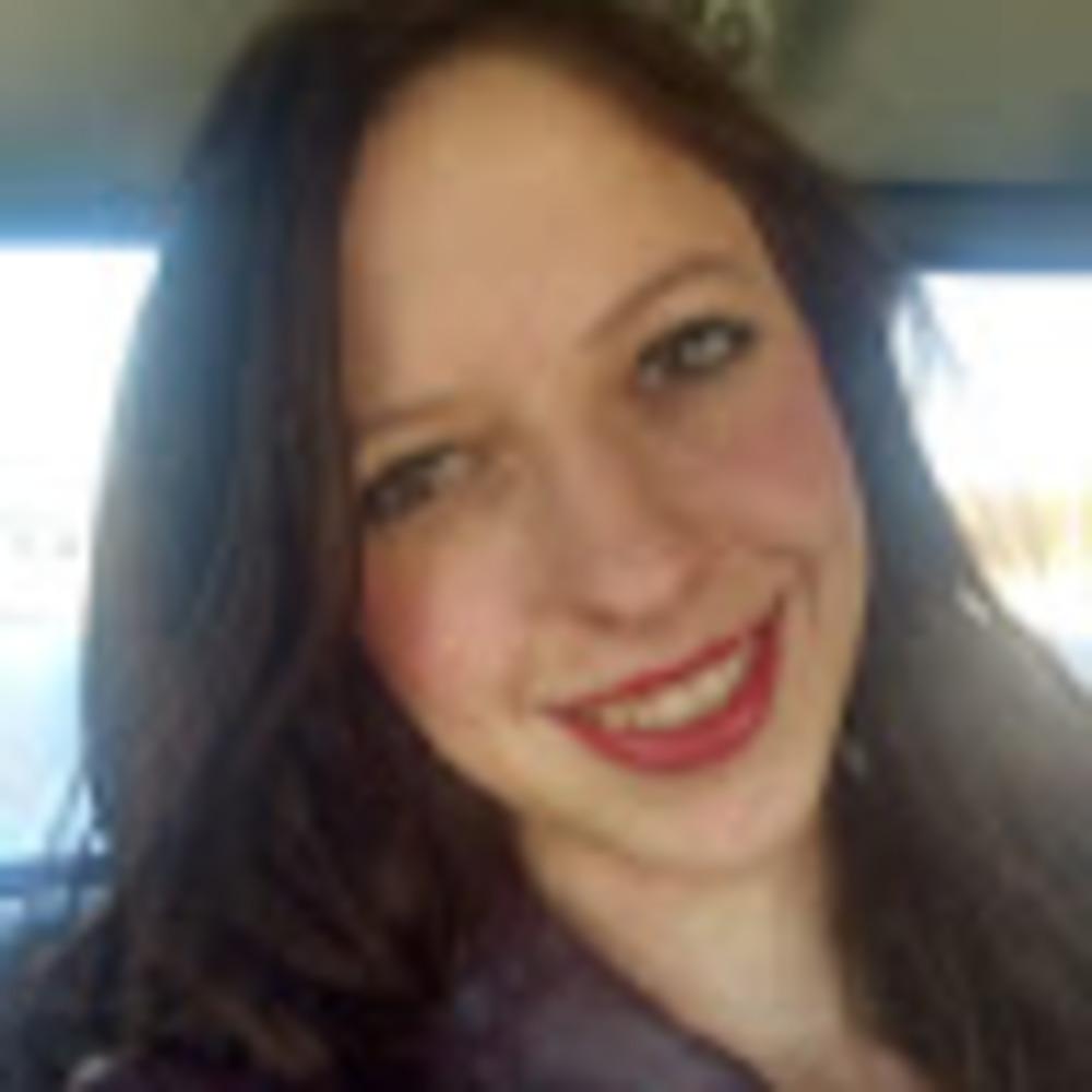 Meet your Posher, Lydia